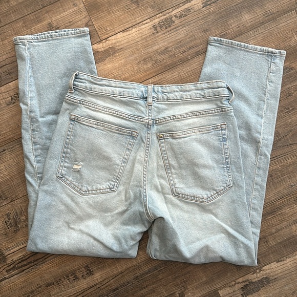 H&M High Rise Straight Leg Jeans - Picture 5 of 5